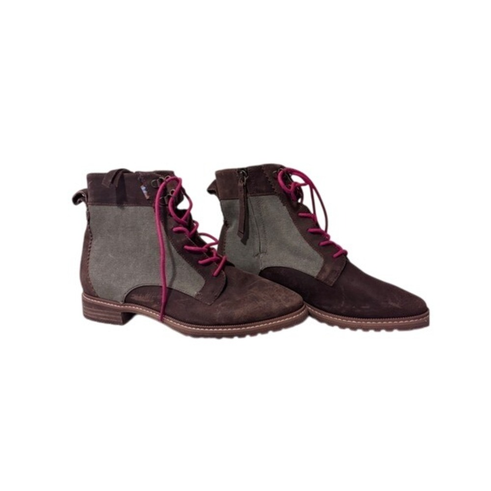 TOMS Suede Ankle Boots Lace Up Combat Style Brown Green Pink Accents 8.5